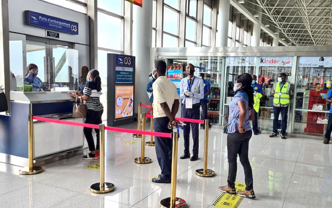 Aéroport de Lomé : De nouvelles règles pour les accompagnateurs des passagers