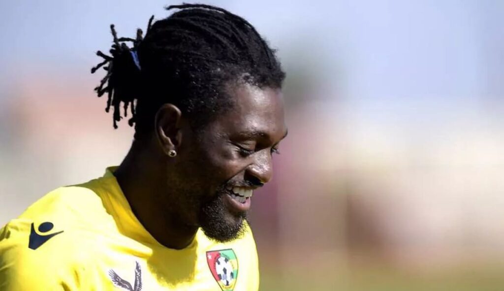 Emmanuel Adebayor exhibe le salon exotique de son luxueux manoir (Photo)