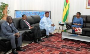 Togo : Visite des ambassadeurs de la France et du Niger à la primature