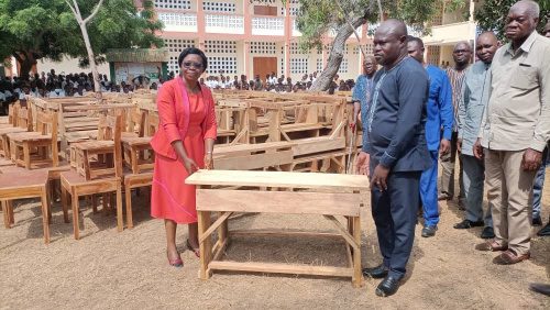 Togo-éducation : Environ 25000 tables-bancs offertes aux inspections