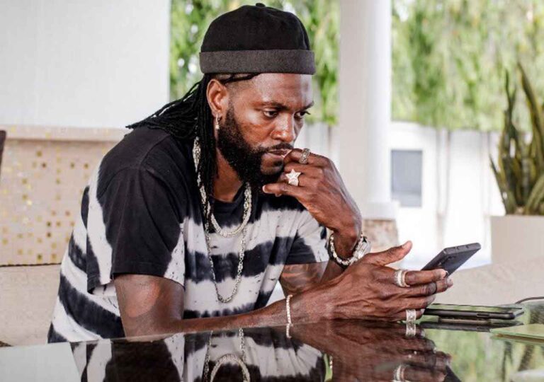 Retraite d&rsquo;Emmanuel Adebayor : Barabas (Toofan) lui rend hommage