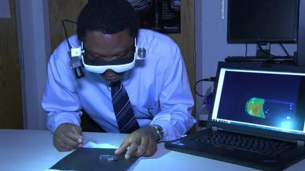 Innovation : Un professeur fabrique des lunettes pour lutter contre le cancer