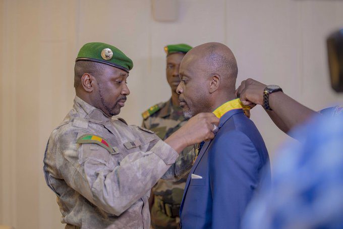 Diplomatie : Robert Dussey élevé au rang de Commandeur de l’Ordre National du Mali