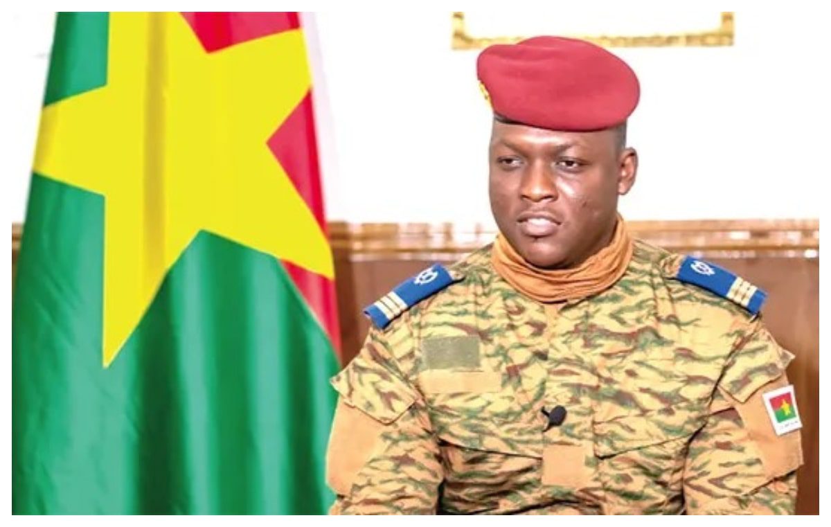 Réaménagement du Gouvernement au Burkina Faso : 4 Départs et 4 Nouvelles Nominations