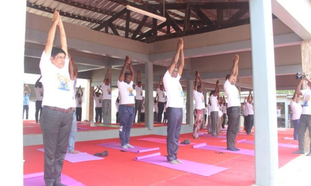 L'ambassade de l'Inde au Togo organise une séance d'initiation au yoga