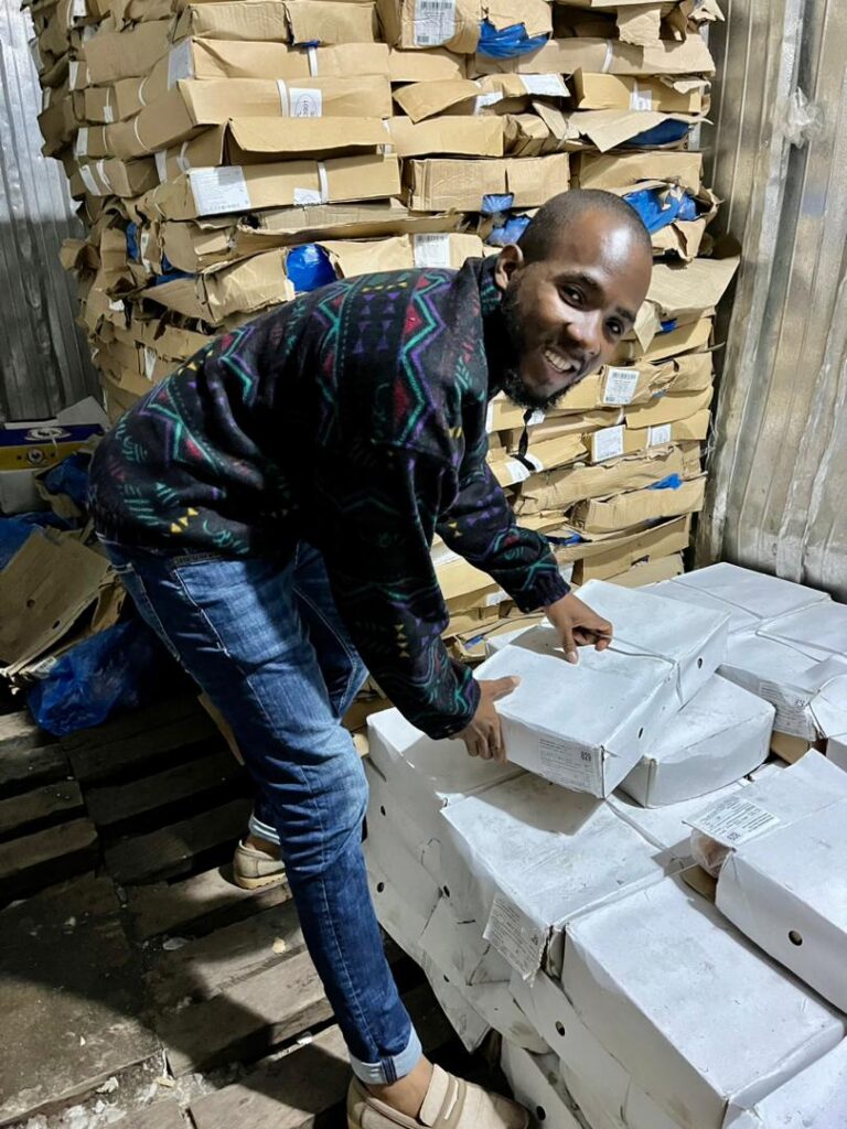 OUEGNIMAOUA Kodjo : Le Jeune Entrepreneur qui veut Laisser son Empreinte dans le Domaine de l'Agroalimentaire