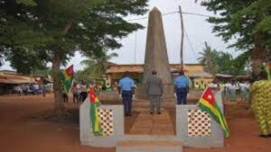 Journée des martyrs : Une cérémonie de pose de gerbe se tient à Tsévié