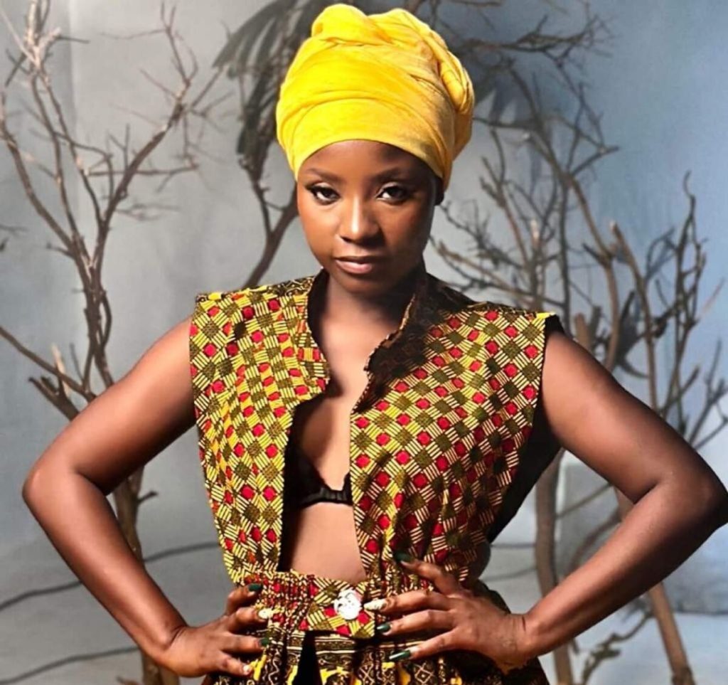 Evala 2023 : L'artiste Senzaa célèbre les "Evalou"