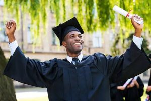 Education : Des bourses d'études offertes aux meilleurs bacheliers de Hahotoé