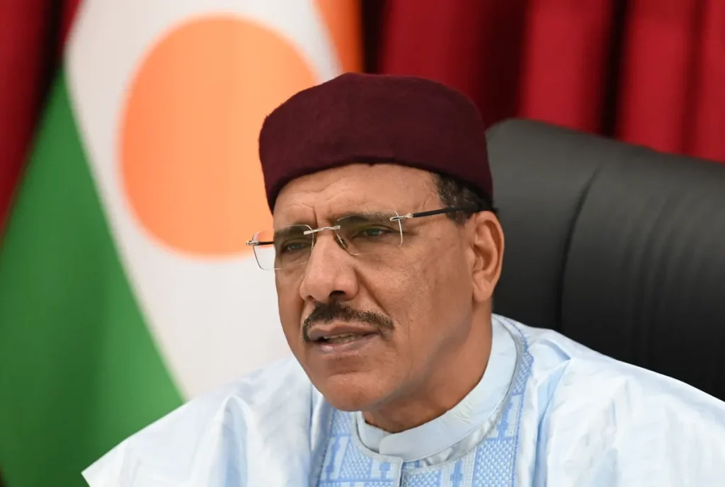 Niger : Le président Bazoum risque la prison à vie