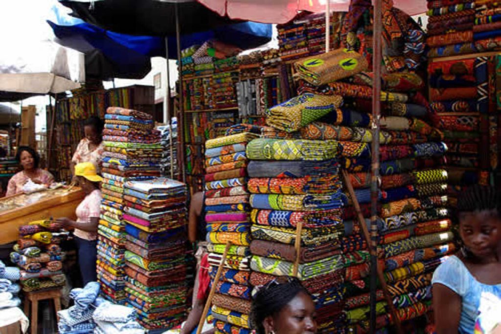 Journée de la femme africaine : Des commerçantes de Lomé à l'école du E-commerce