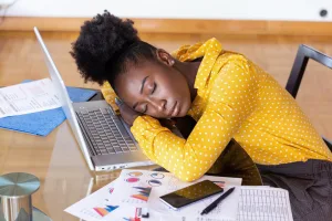 Comment rebondir après un licenciement et retrouver un emploi rapidement : 5 étapes clés à suivre