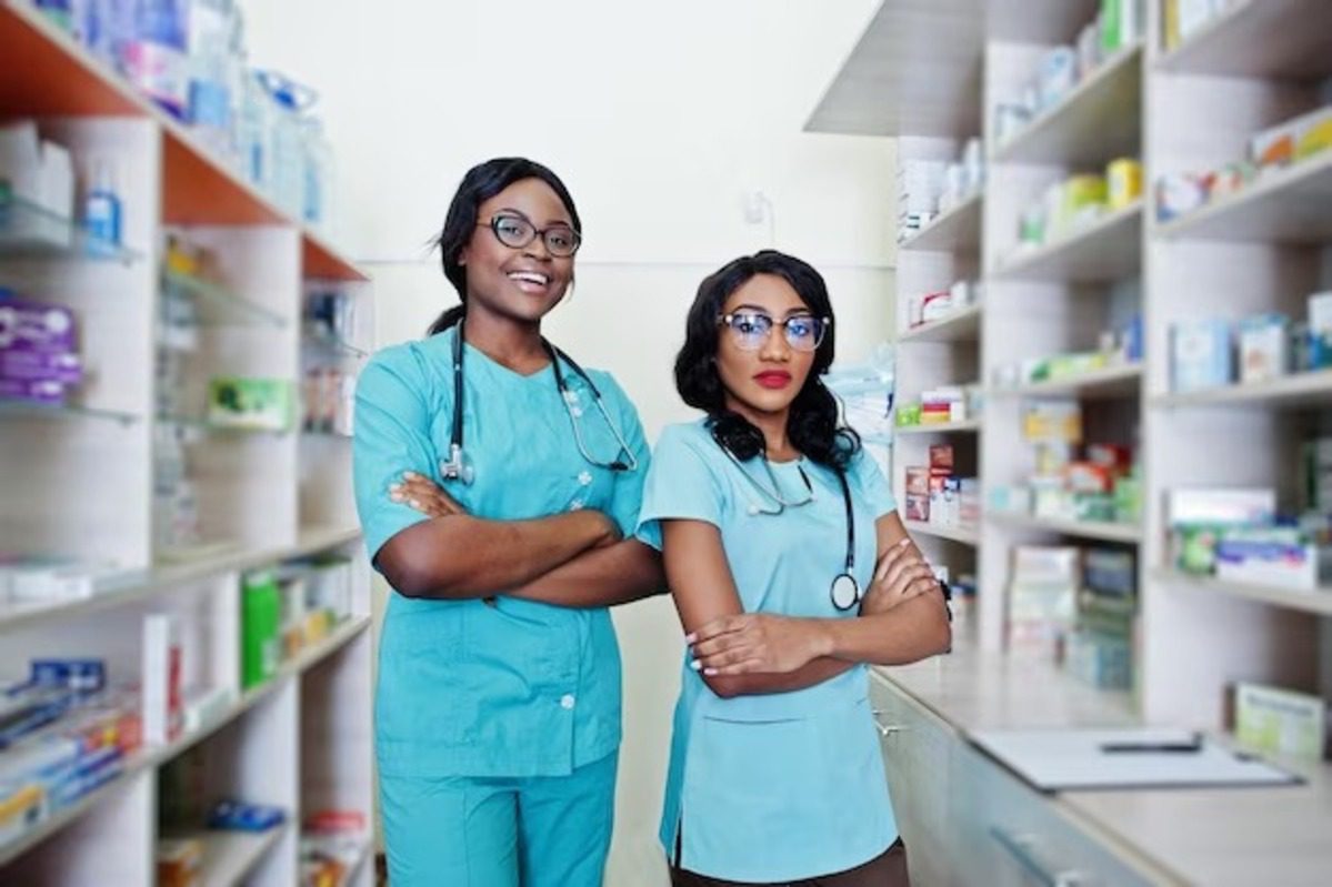 Une pharmacie recrute un.e Pharmacien Assistant (Kara)