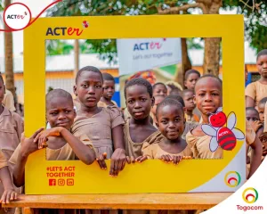 TOGOCOM apporte des sourires aux élèves : Don de Kits Scolaires à l'EPP Kadjalé 2 et à l'EPP Adétikopé D