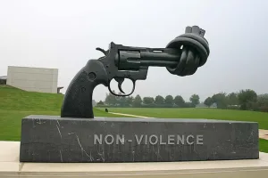 Journée mondiale de la non-violence : Hommage aux victimes de l'extrémisme violent