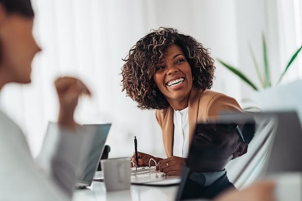 5 signes qui révèlent votre intelligence sociale élevée