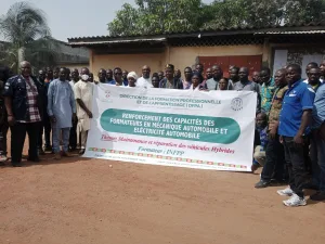 Togo : Le MET organise un atelier sur l'entretien des véhicules hybrides