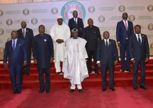 Niger : La CEDEAO maintient les sanctions quatre mois après le coup d'Etat