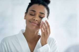 étape démaquillage