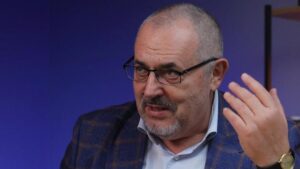 Qui est Boris Nadejdine, l'opposant qui va affronter Vladimir Poutine ce 17 mars 2024 ?