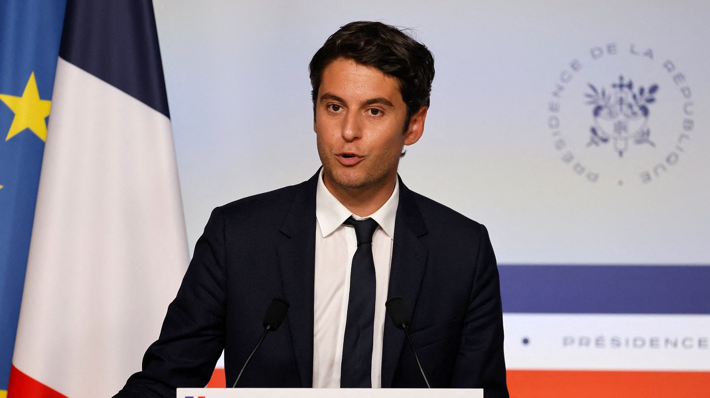 Gabriel Attal : Voici les 3 mauvaises habitudes du Premier Ministre français