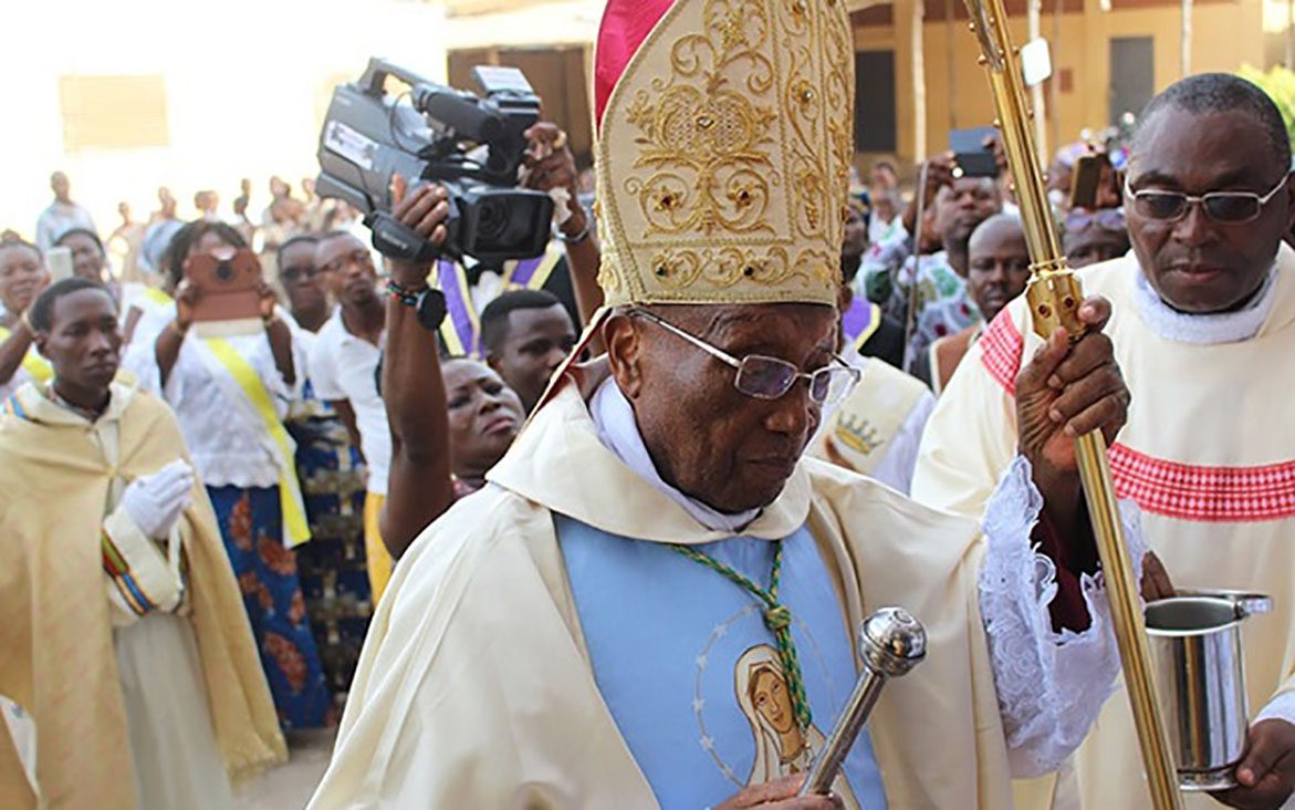 Mgr Philippe Fanoko Kpodzro