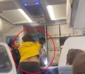 Passager frappe pilote