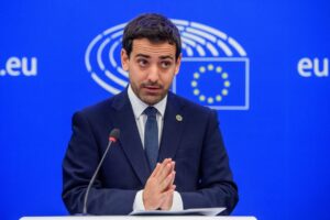 France : Le ministre Stéphane Séjourné accusé de faire trop de fautes de français