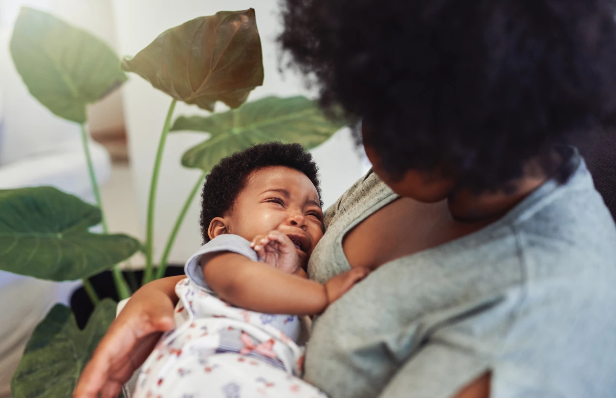 3 astuces pour calmer un enfant qui pleure tout le temps