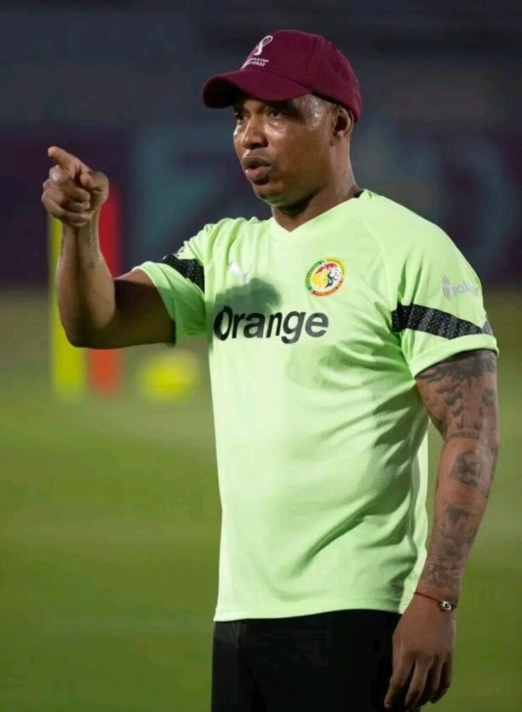 Élimination du Sénégal de la CAN 2023 : El Hadji Diouf refuse de rentrer (Vidéo)