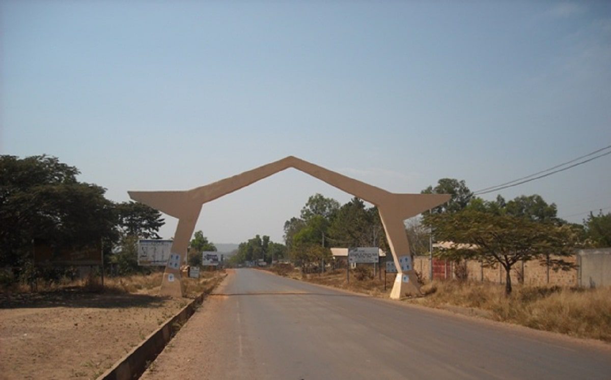 Guinée guerre interminable