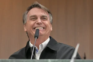 Brésil : L'ancien président Jair Bolsonaro inculpé pour une affaire de falsification