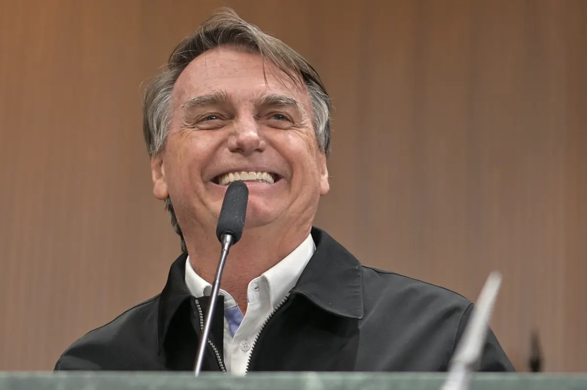 Brésil : L'ancien président Jair Bolsonaro inculpé pour une affaire de falsification