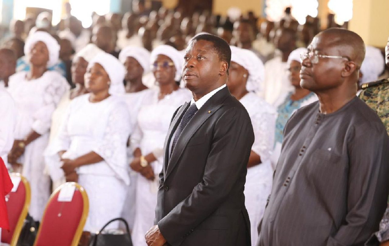 Funérailles du Col Bitala Madjoulba : Faure Gnassingbé pose un acte fort honorable (Photos)