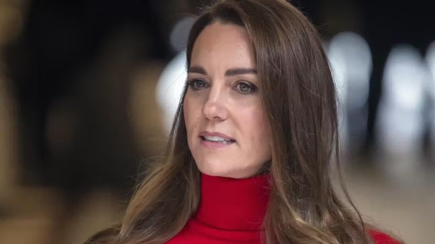 Royaume-Uni : La presse sanctionne la princesse Kate Middleton pour avoir utilisé photoshop sur une photo