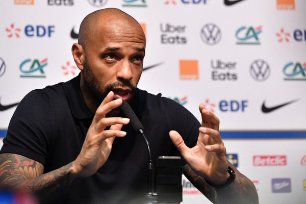 ''Soyez content de lui '', Thierry Henry dit ses vérités aux français