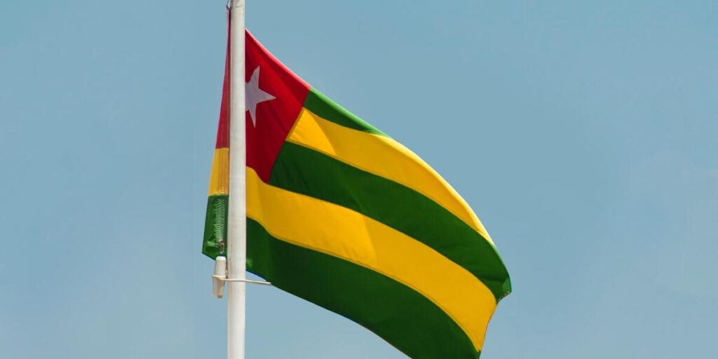 Togo/ Campagne électorale : UNIR se fie à la sagesse traditionnelle et la DMP se recueille à l'église