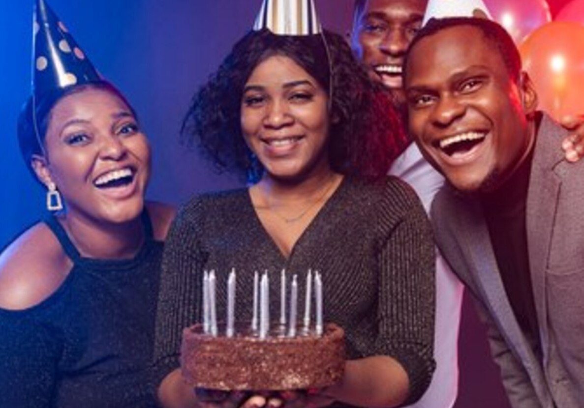 Anniversaire surprise : Les astuces pour ne pas se faire démasquer