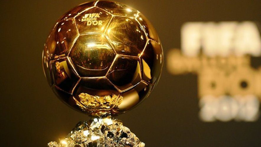 Combien coûte le Ballon d’or ? Composition, valeur, taille et tout ce que vous devez savoir