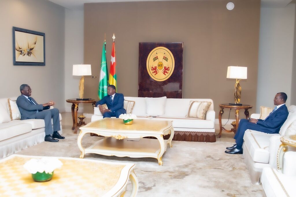 D2836148 6F9E 4348 B2CC 775B4AF9719F