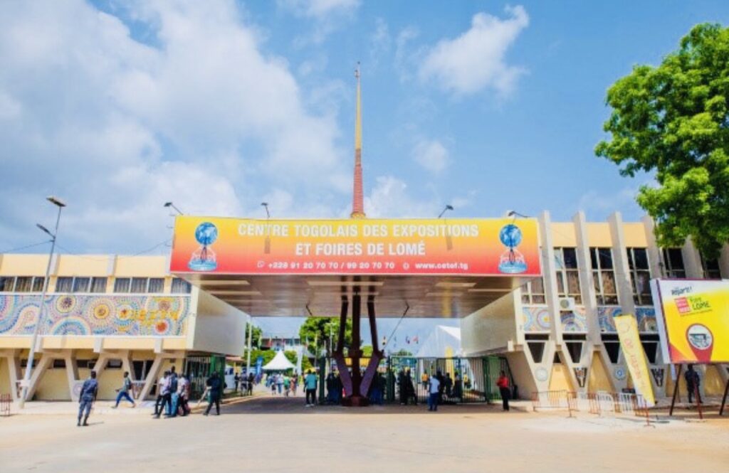 DF416B07 474D 424B 9EEF AE100C122F8D