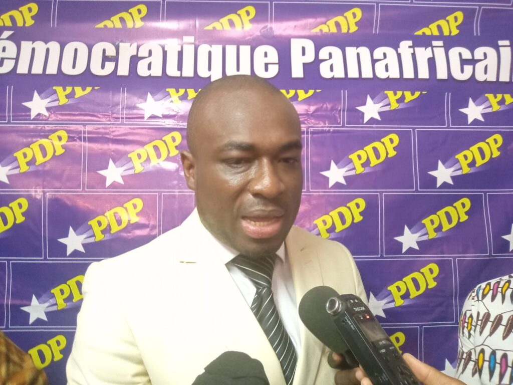 "Nous sommes satisfaits", le PDP réfléchit aux résultats des élections