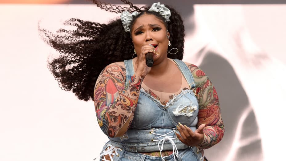 "Le nuage noir qui me suivait...", Lizzo fait une surprenante révélation