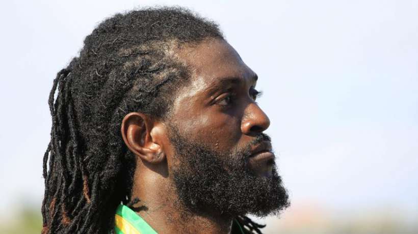 "C'est pas du gri-gri" : Emmanuel Adebayor révèle son rituel d'avant-match