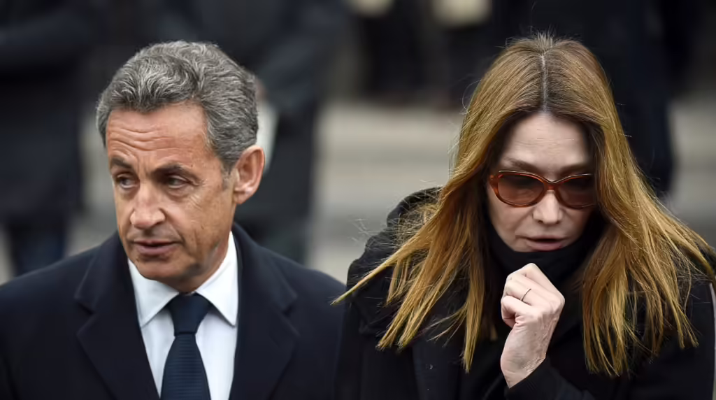 Carla Bruni Sarkozy : L'ancienne première dame placée sous contrôle judiciaire
