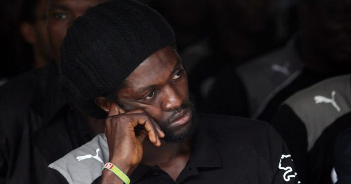 "J’ai failli laisser ma vie pour ce pays...", Emmanuel Adebayor a mal