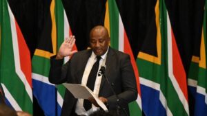 Qui est Gayton McKenzie, l'ex gangster devenu Ministre en Afrique du Sud ?