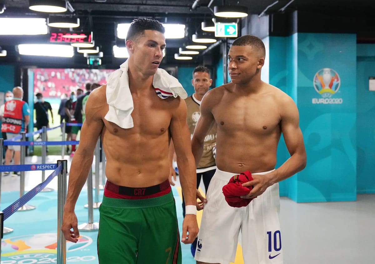 "Il me donne des conseils...", Mbappé révèle ses échanges avec Cristiano Ronaldo avant son transfert