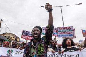 Crise au Nigéria : Les manifestations virent au drame