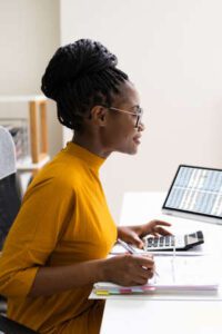 La Médiathèque Une entreprise sise à Vakpossito recrute quatre (4) Managers